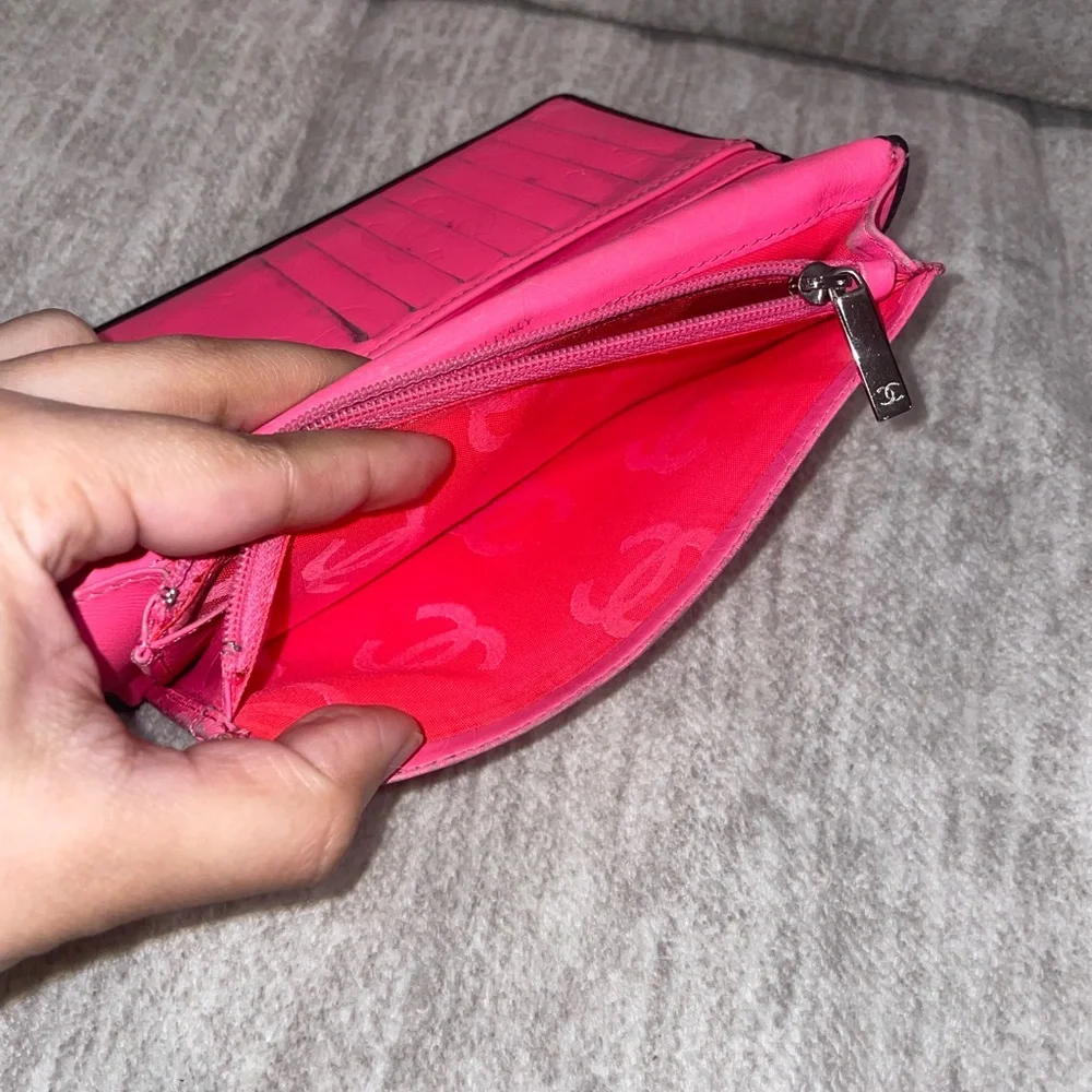 Chanel Cambon Pink Interior BiFold Wallet WITH COA - Picture 11 of 14
